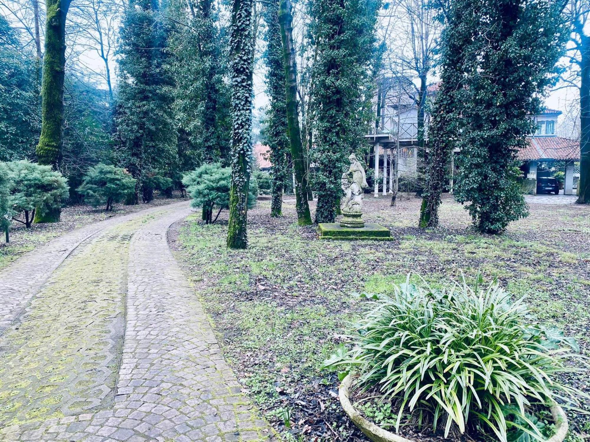 La Casa Dei Nonni Di Leini' Villa Luaran gambar